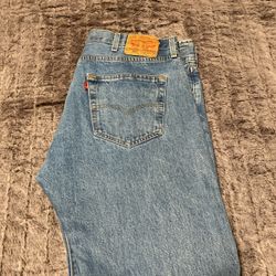 Men’s Levi Jeans