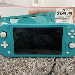 Nintendo Switch Lite w/ Game