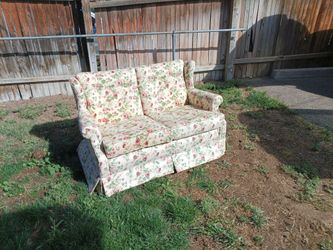 Floral Loveseat – Westminster Area – Delivery Available for Small Fee