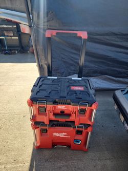 Milwaukee packout