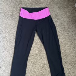 Lululemon Women Capri Leggings 
