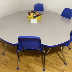 Kids Table