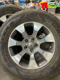 4 jeep tired and spare
