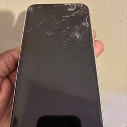 IPHONE 11 FULLY UNLOCK NO ICLOUD 