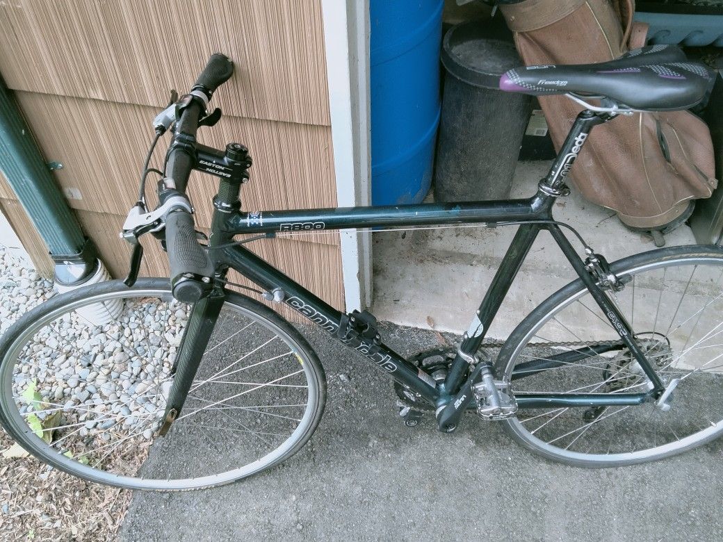 Cannondale R800 Caad2 Super Lightweight Racebike
