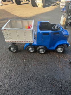 Battery operated truck