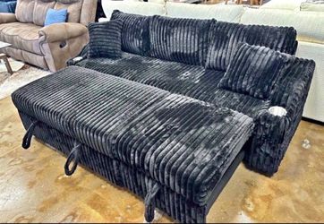 New pull of sleeper couch with free delivery, pay on arrival