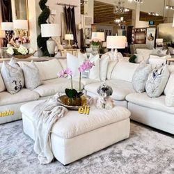 Elyza Linen 5piece Symmetrical Sectional, Seccional, Couch/ Delivery Available 