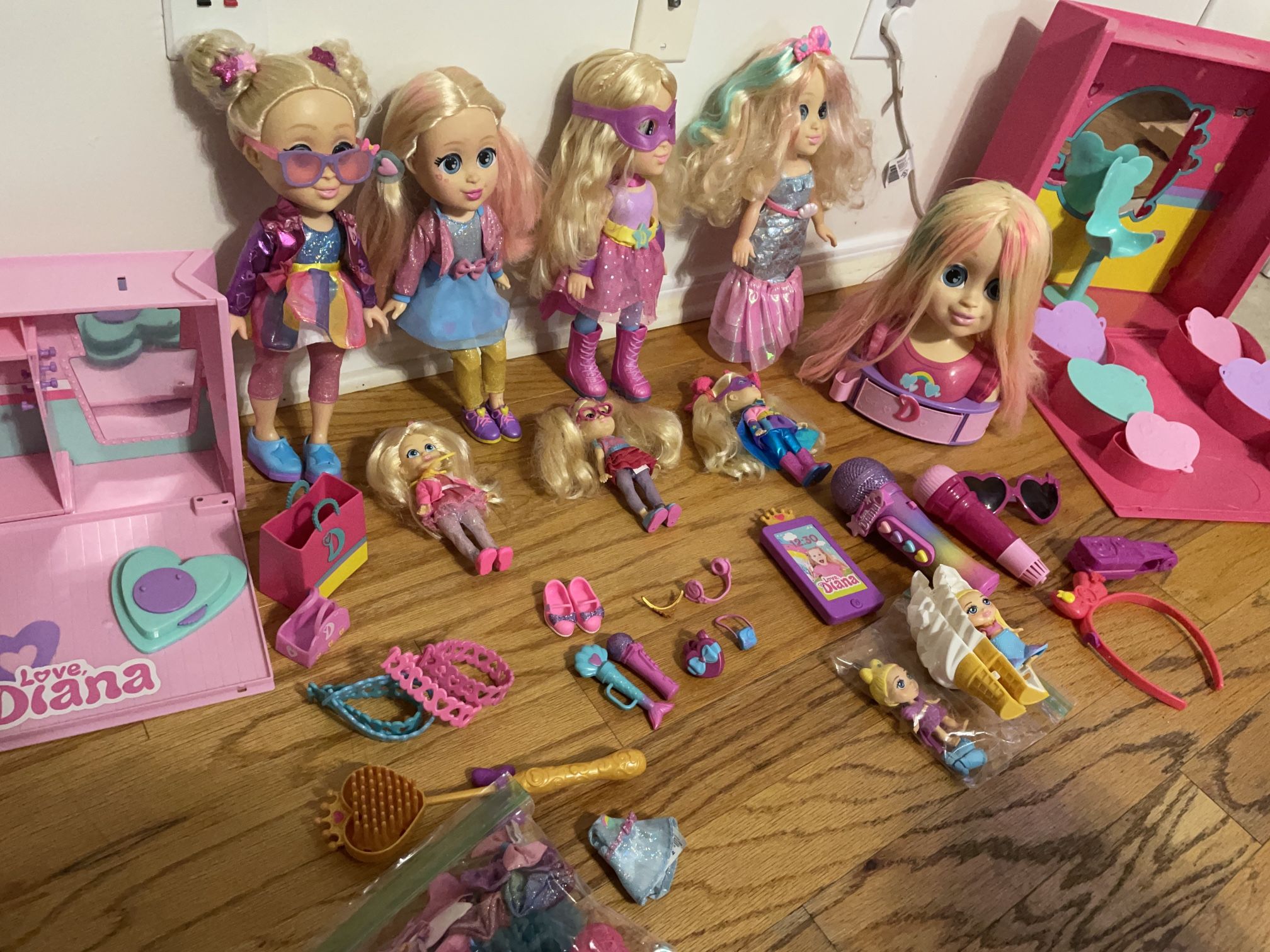 Diana Dolls Set + Accessories