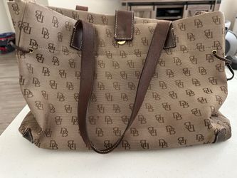Dooney & Burke Tote 13”w x 10”L