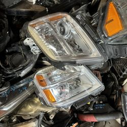 Headlight For GMC Terrain 