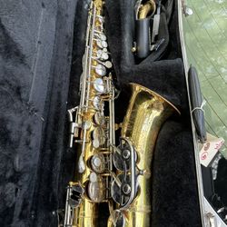 Selmer Bundy II Alto Saxophone 