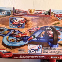 Disney Cars Jumping Raceway