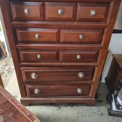 Dresser Big $200