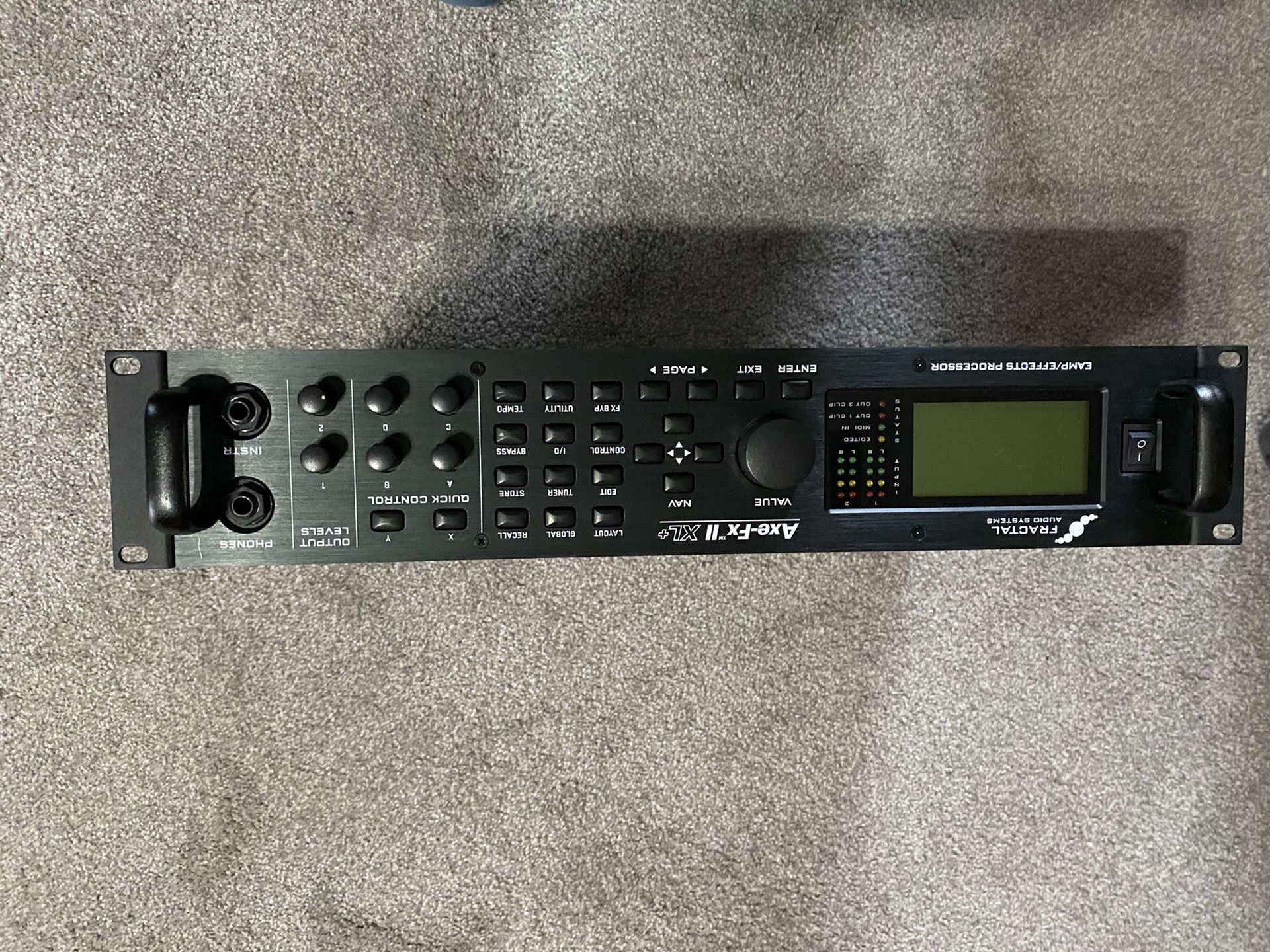 Complete Fractal Fractal Axe-FX II XL Plus Guitar or bass rig