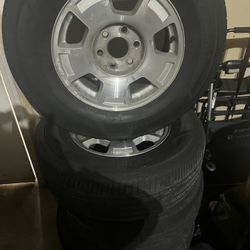 2009 Chevrolet Surburban Tires And Rims