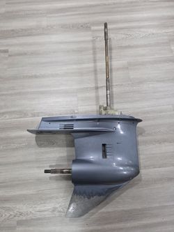 Yamaha F200XB Lower Unit 25" Shaft