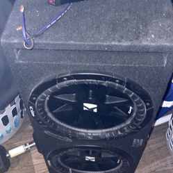12 Inch Comp Kickers With 1800 Watt Amp