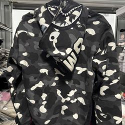 BAPE HOODIES 
