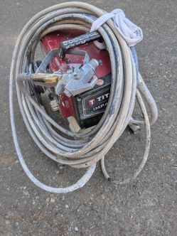 Titan 440 Impact Airless paint sprayer