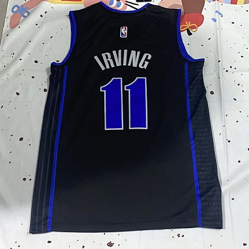 Brooklyn Nets Player Irving Number 11 In A Black Jersey