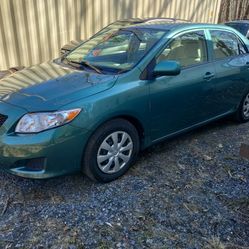 2010 Toyota Corolla Le