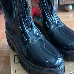 Rain Boots Womens 7.5 New 