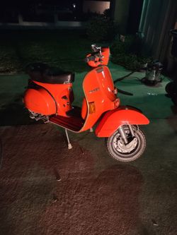 Vespa p150x