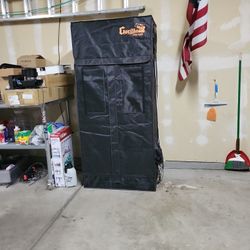 Gorilla Grow Tent - Thin Line - Black  - 2x3x5 & 1/2ft Tall