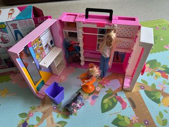 Barbie Dream closet in box
