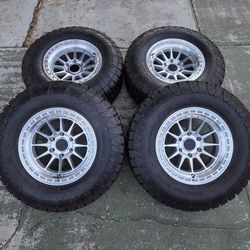 Brand new 17 inch Machined wheels 6x139.7