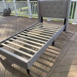 Low Profile Upholstered Twin XL Bedframe 