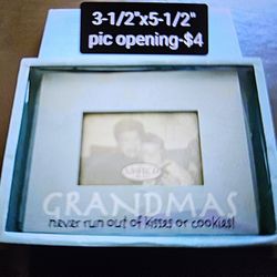 NEW Photo Frame- "Grandma's Never Run Out of Kisses or Cookies"