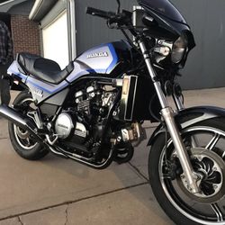 Honda v65 Sabre 1100