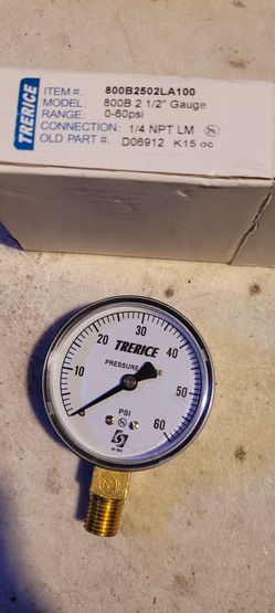 Trerice 800B2502LA100 D06912 Pressure Gauge 2.5" 60PSI 1/4" BM NOS