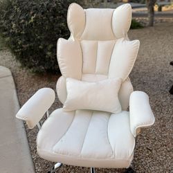PREMIUM OFFICE CHAIR 
