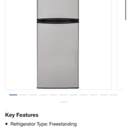 Refrigerator 