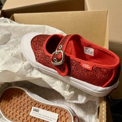 Vans Shoes Youth Girls Size 13.5. NEW