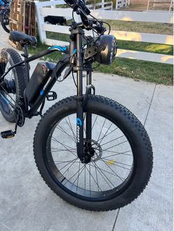 E-bike 32mph 26” fat tire brand new