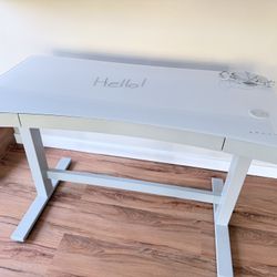 Standing Desk w/ Wireless Charging