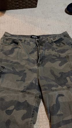 Tilly’s Baggy Camo Green Jorts