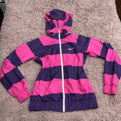 Nike Women Reversible Purple And Pink Stripes Windbreaker