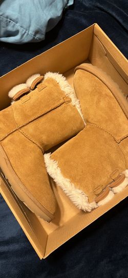Ugg size 4