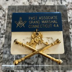 Large Vintage Masonic Pin