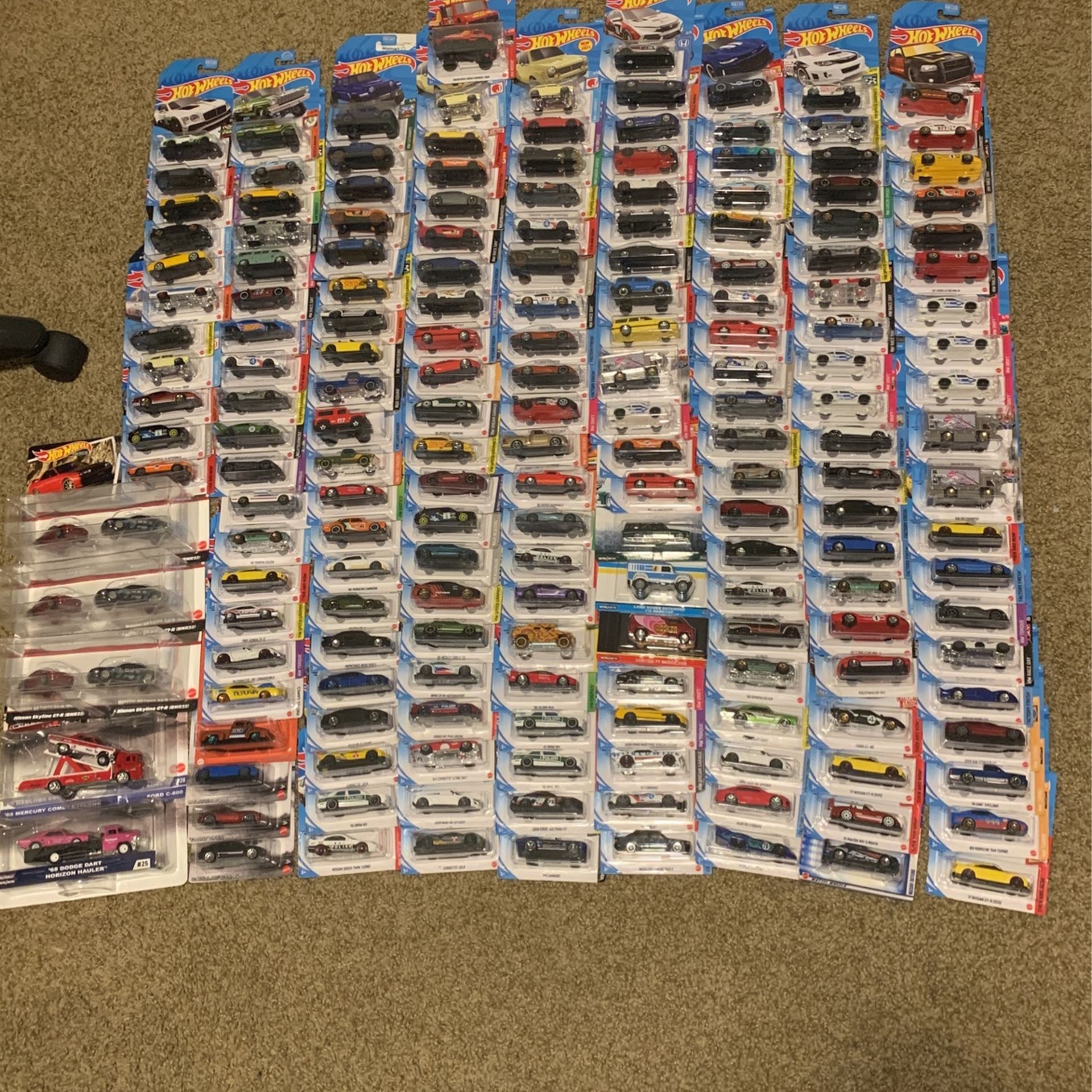 Lot Of Hot Wheels