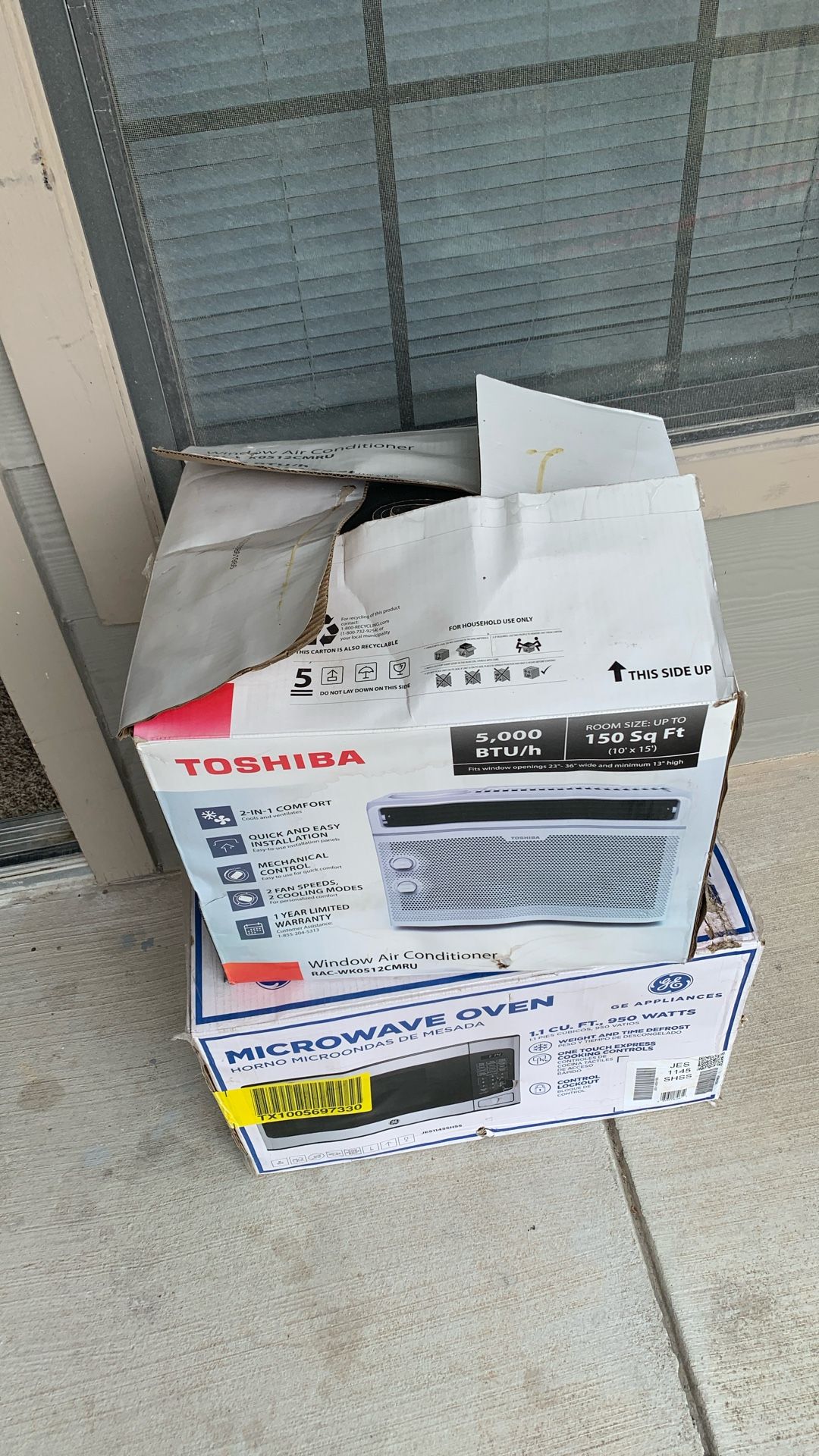 toshiba window air conditioner (price is negotiable )
