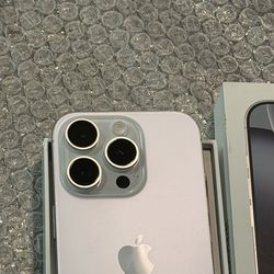 iPhone 16 PRO AT&T and Cricket Clean 100% Battery Health with Original Box