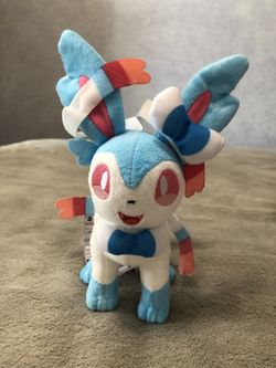 Japan Pokemon Center Sylveon Plush