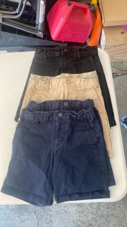 Kid shorts size 5t