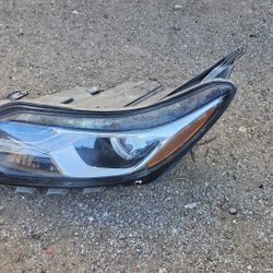 2018-2020 CHEVY EQUINOX HEADLIGHT DRIVER SIDE 